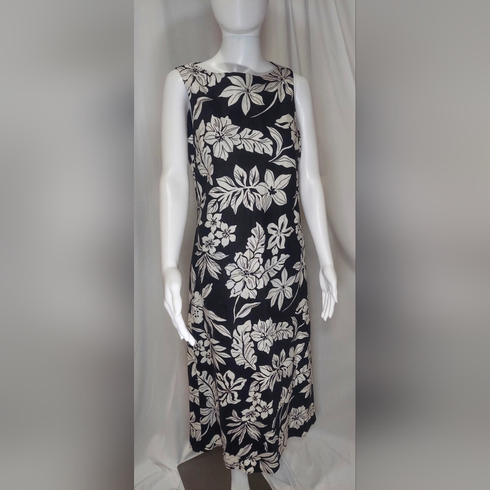 Beautiful black and white floral sleeveless long Linen dress, by Ralph Lauren